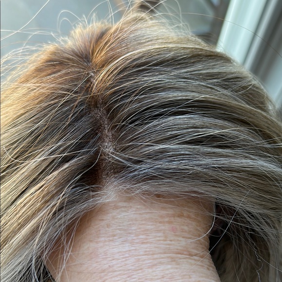 Raquel Welch Wavy Day-Iced Latte Macchiato - Picture 5 of 8